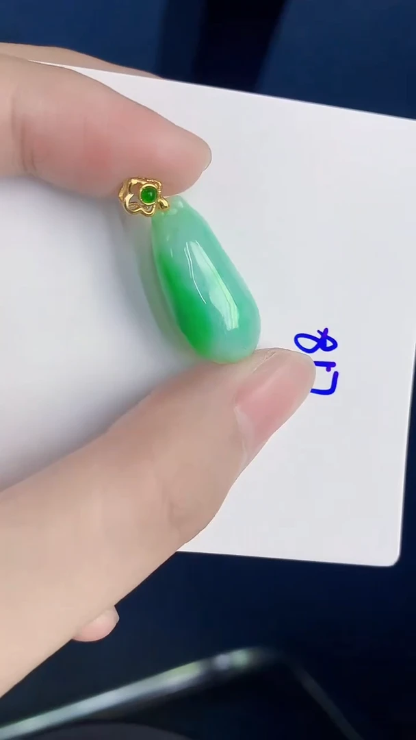 颈饰未镶嵌翡翠天然翡翠缅甸A货