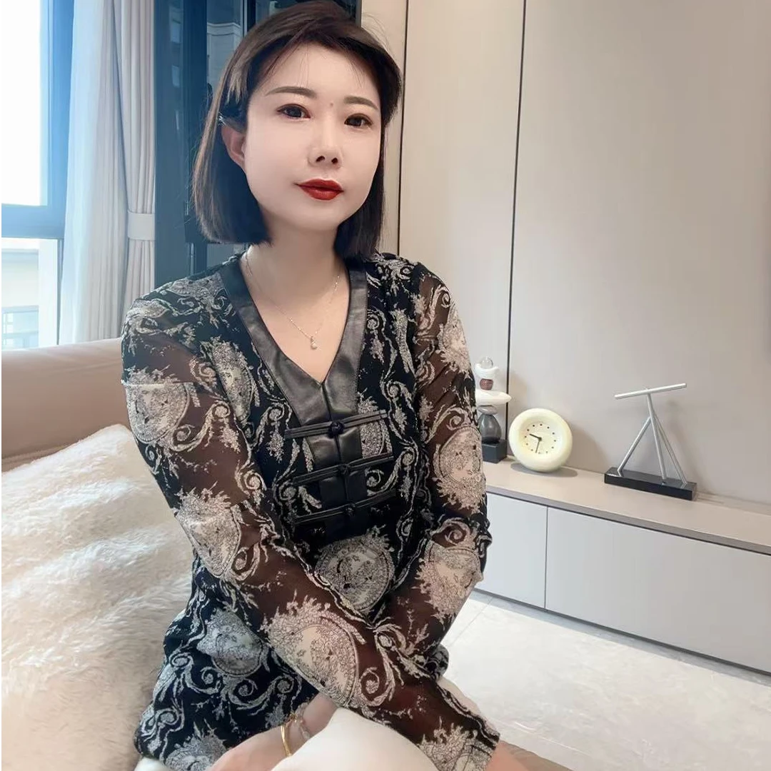 【雪儿严选】百搭植绒盘扣拼接打底衫030