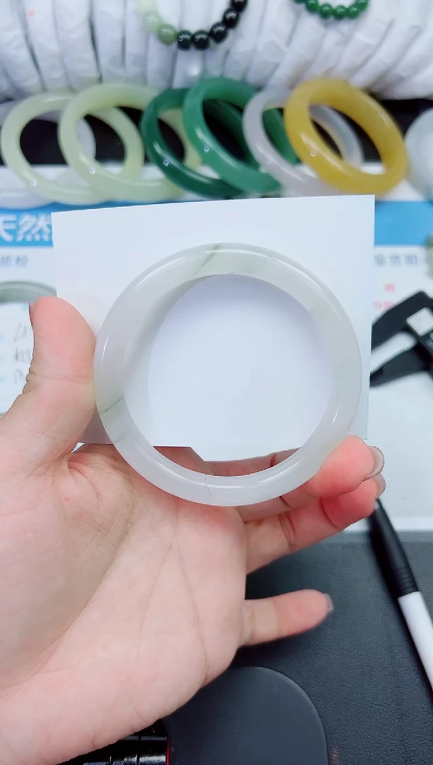石英质玉手镯未镶嵌410-60.4