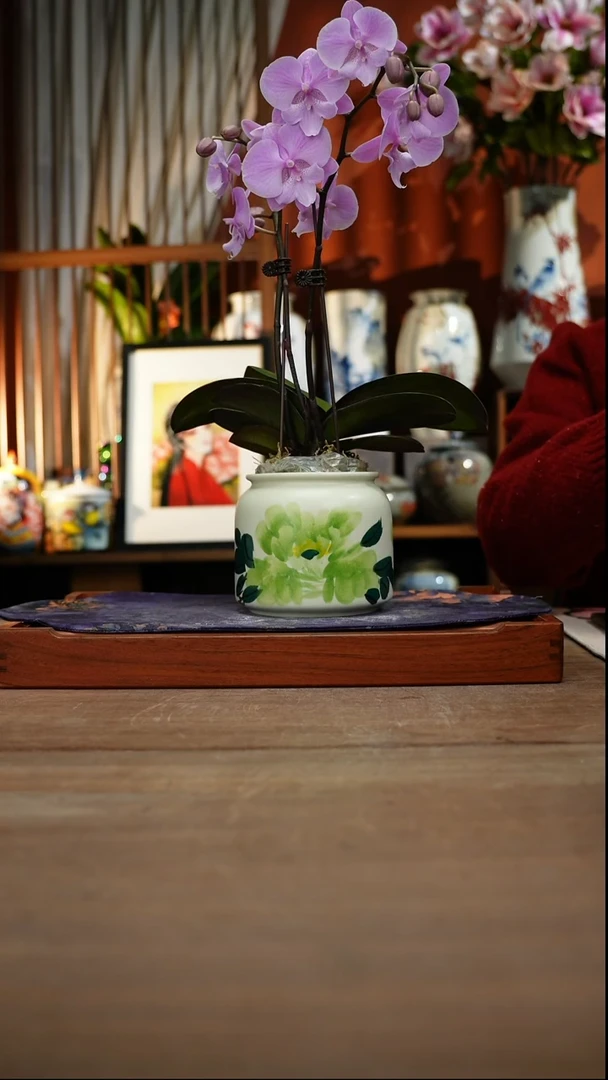 当代景德镇设计师釉下手绘陶瓷花瓶