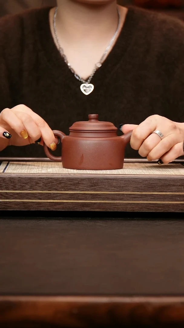 茶壶紫砂中槽清 德钟220cc左右