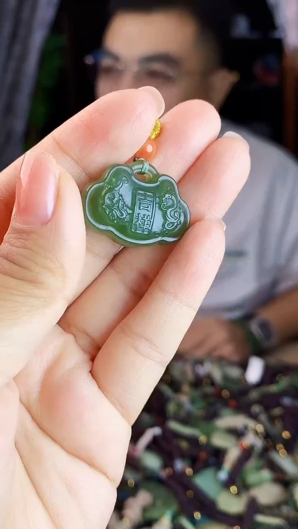 未镶嵌和田玉挂件多样性发货拍一发一
