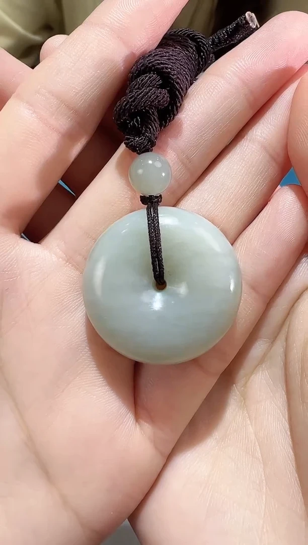 【闪购商品】和田玉颈饰未镶嵌且末料卡29平安扣