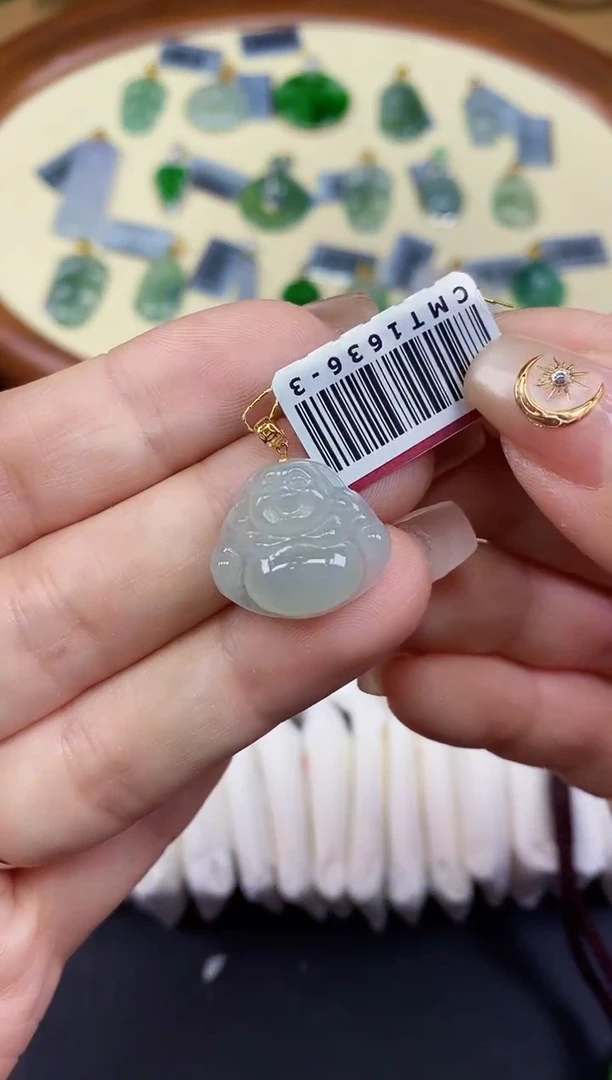 吊坠(不含链)18K金镶嵌翡翠佛公18K金扣镶嵌@@CMT1636-3