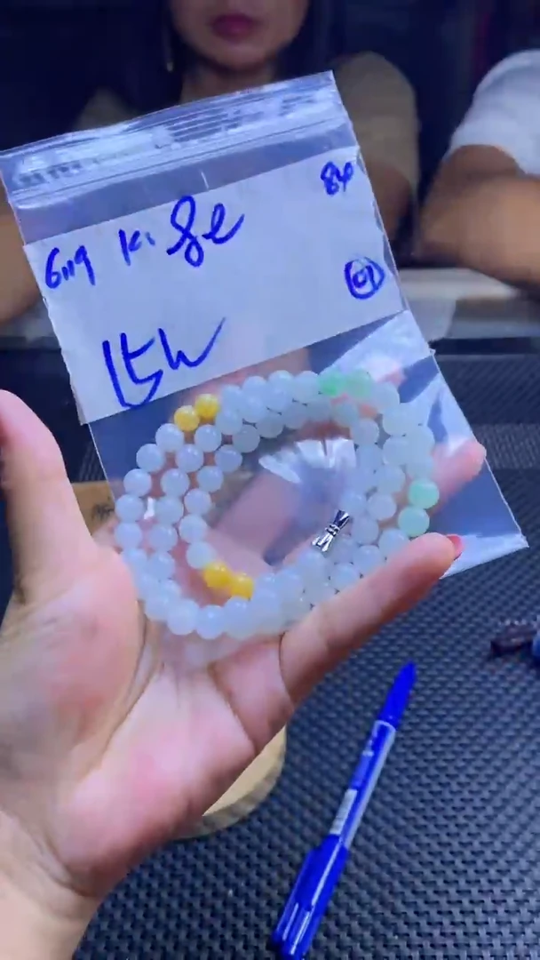 定制翡翠未镶嵌天然缅甸A货翡翠，多样性发货只发其一