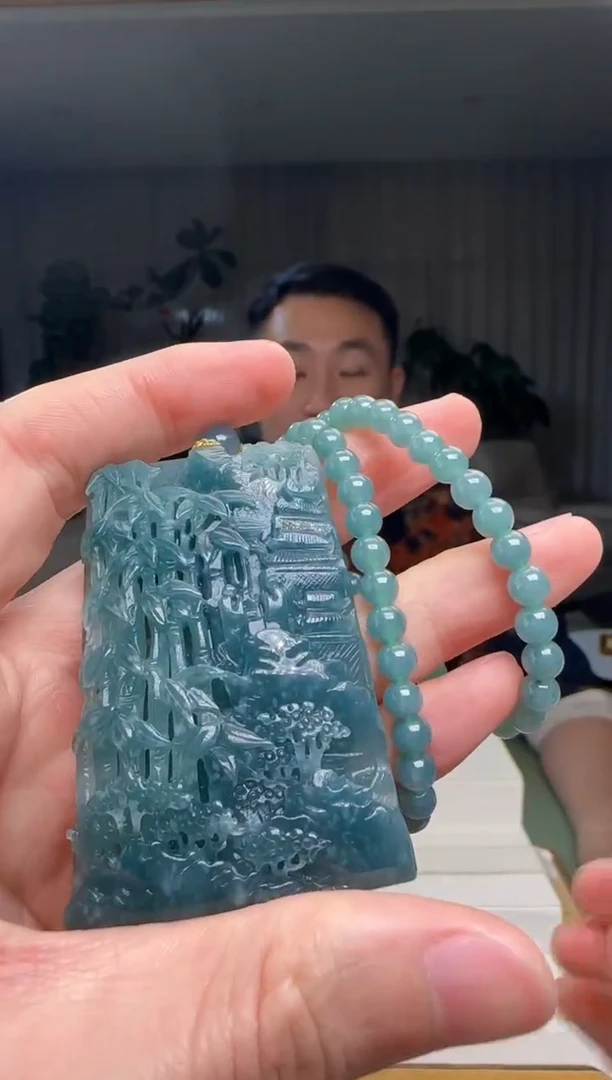 【闪购商品】翡翠吊坠(赠链)未镶嵌多样性发其一DY@@960Q3J1599