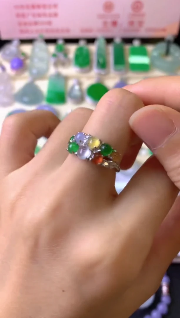 未镶嵌戒指翡翠每**光戒指