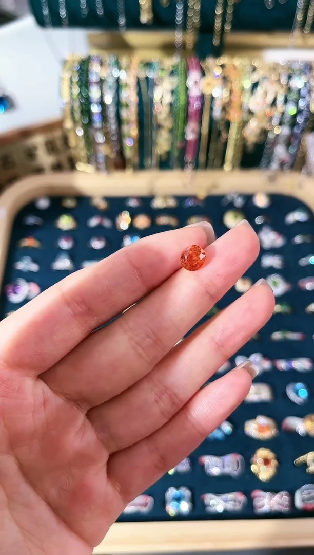 【闪购商品】石榴石（芬达石）裸石未镶嵌S-426