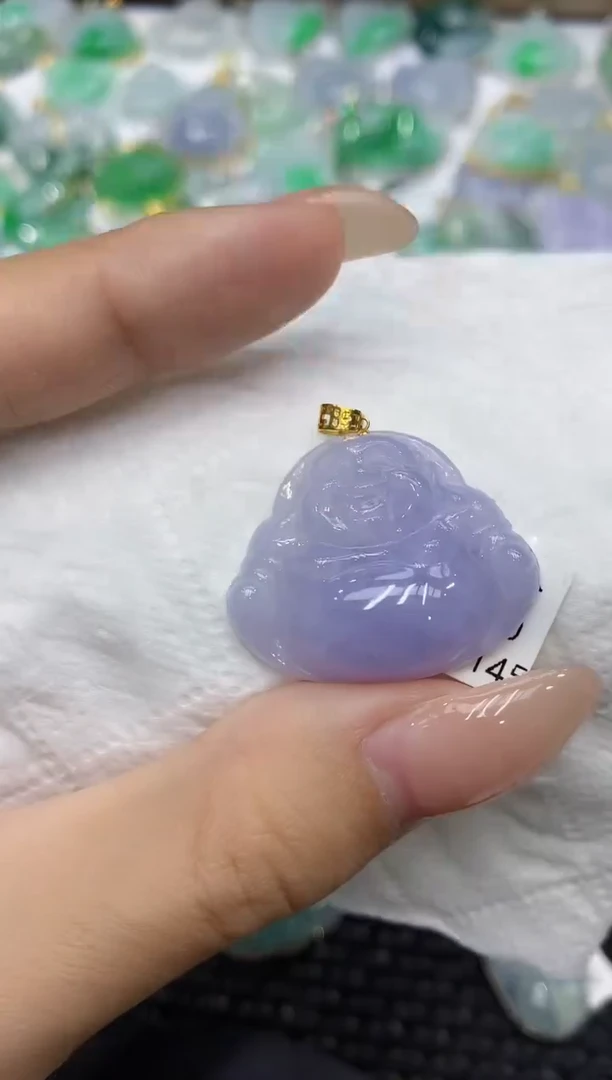 颈饰18K金镶嵌翡翠111111111111