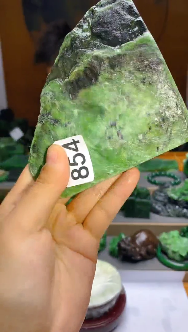 和田玉（碧玉）未镶嵌珠宝半成品1