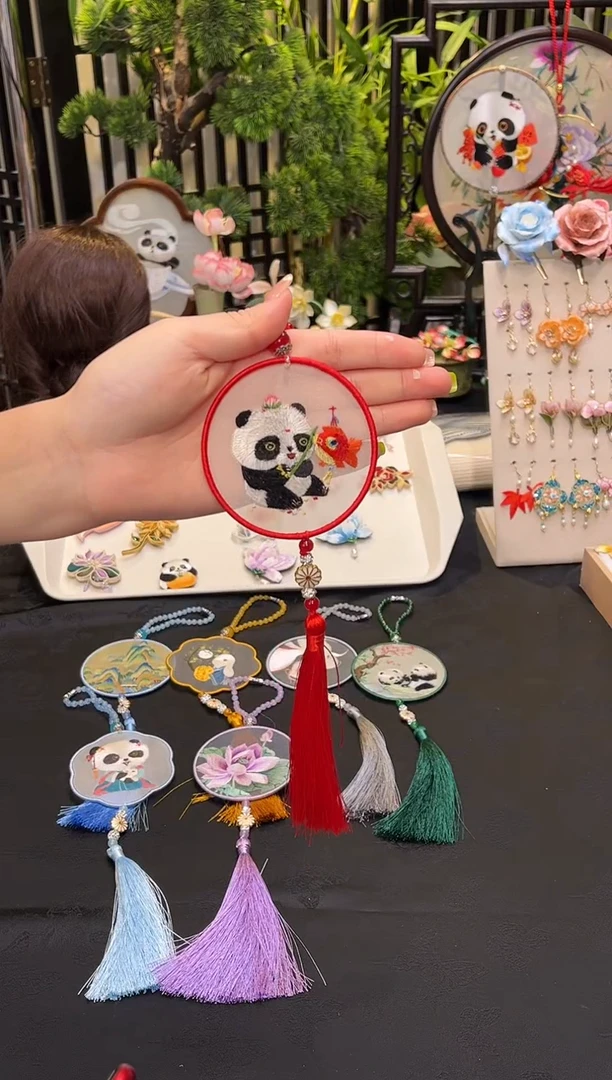 织绣流**栀非遗绒花手工饰品