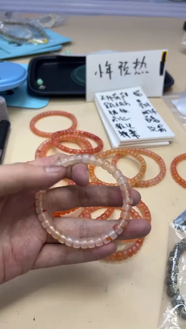 【闪购商品】南红玛瑙手链未镶嵌012107 南红荔枝冻单圈