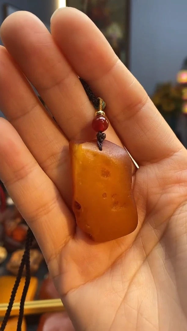 琥珀颈饰未镶嵌吊坠