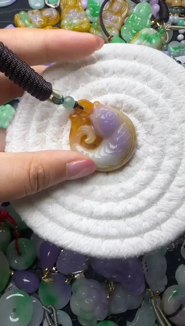 颈饰未镶嵌翡翠缅甸翡翠吊坠