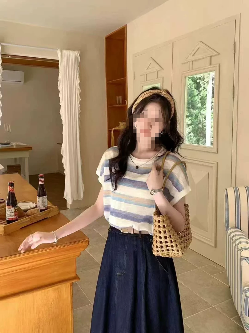 Y T原创（薄款圆领短袖条纹针织衫冰丝夏季新款宽松显瘦T恤上衣）