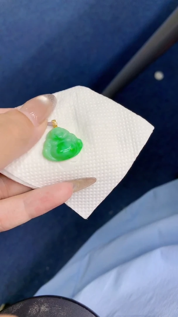 颈饰18K金镶嵌翡翠1