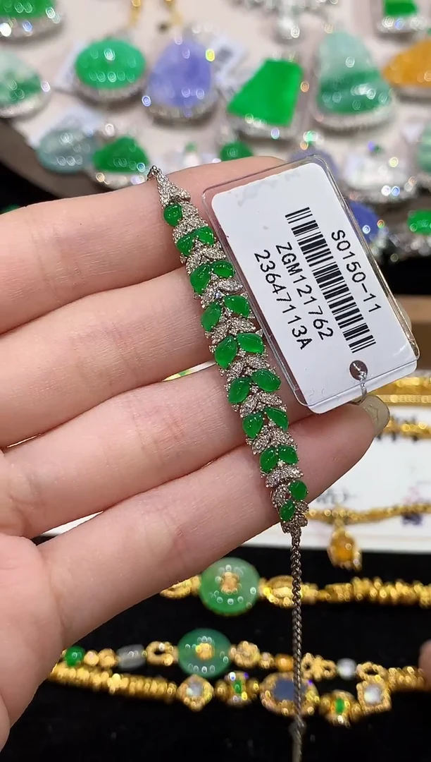 18K金镶嵌手链翡翠SY多样性发其一