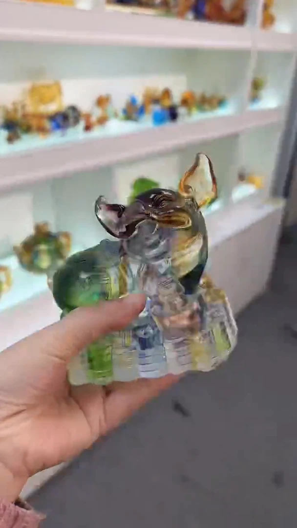 手工艺品琉璃福猪