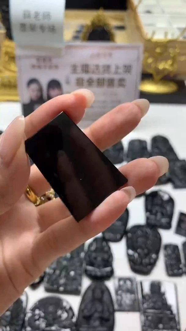 【闪购商品】定制翡翠未镶嵌不退不换CMH1件-A