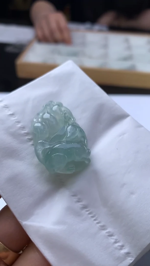 定制翡翠未镶嵌翡翠