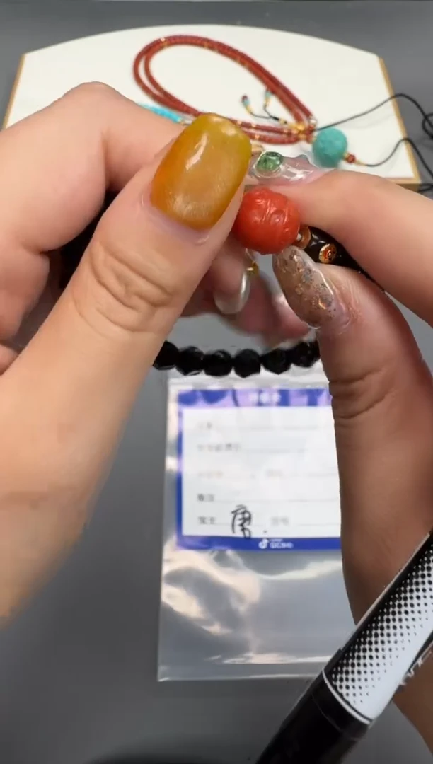 椰蒂吊坠持****~手串手串