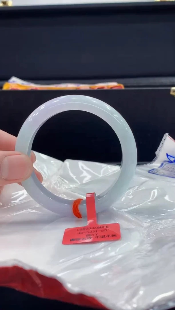 未镶嵌手镯翡翠翡翠手镯