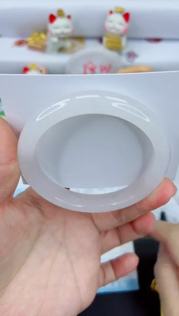 【闪购商品】石英质玉手镯未镶嵌1740-62.8