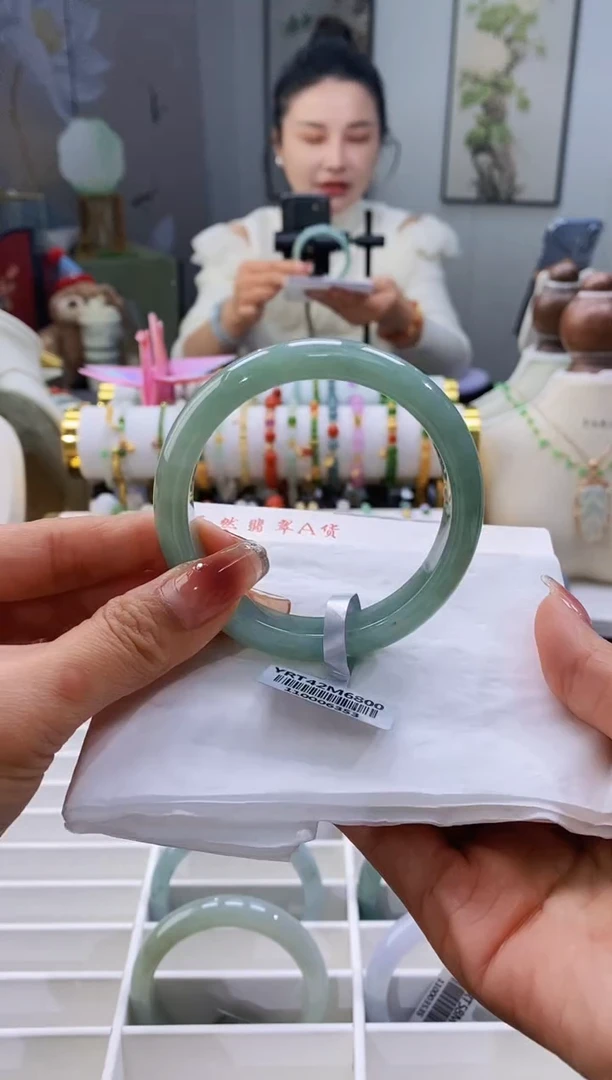 未镶嵌手镯翡翠127号59.0/12.4*8.0