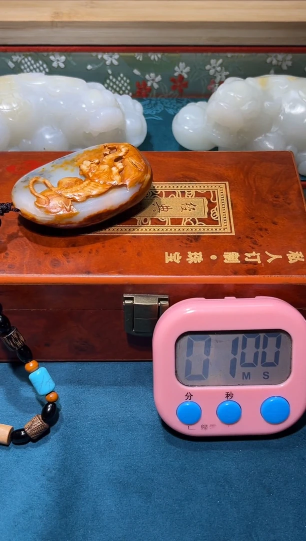 未镶嵌和田玉挂件小**做和田玉手把