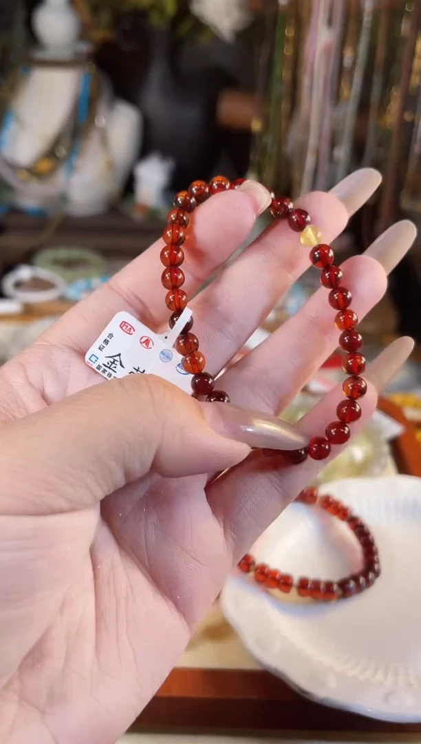 【闪购商品】血珀手链未镶嵌多样性发货其一