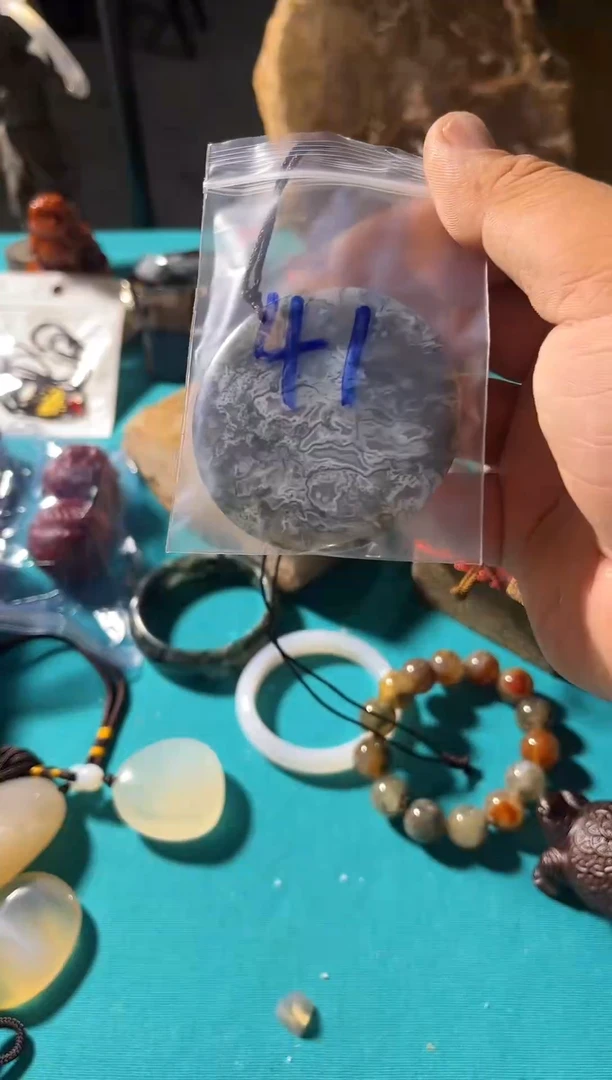 玛瑙/玉髓颈饰合金名大哈哈哈哈哈哈