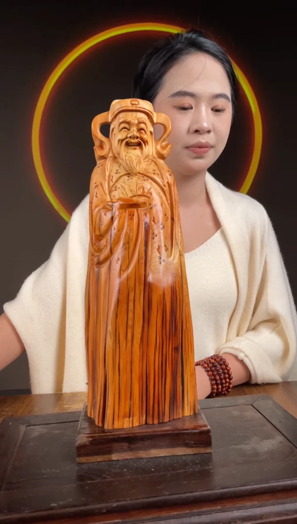 柏木（崖柏）手工摆件,先抢先得! 编号:240