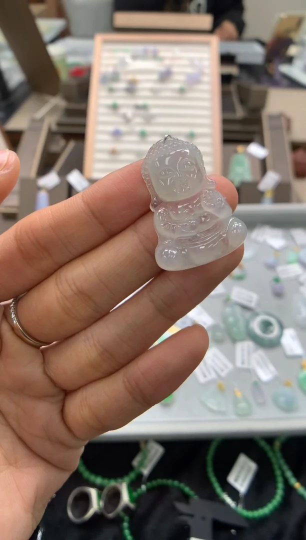 颈饰未镶嵌翡翠宝宝佛