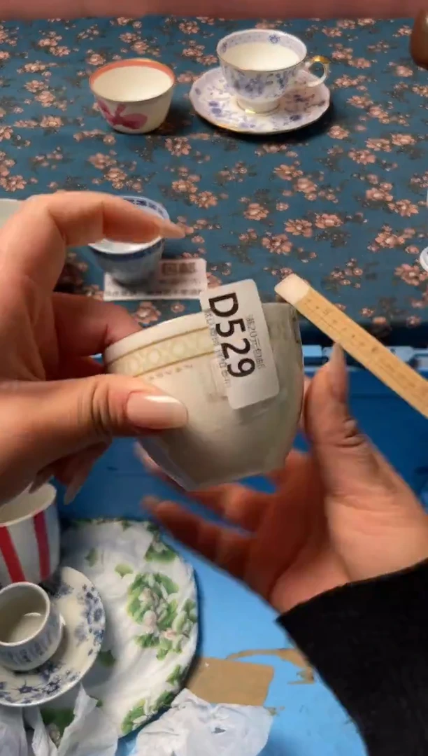 瓷片㞮*?瓷器瓷器D529