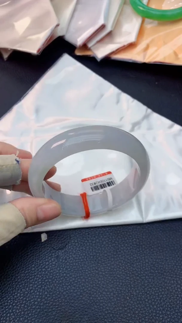 未镶嵌手镯翡翠0936882049