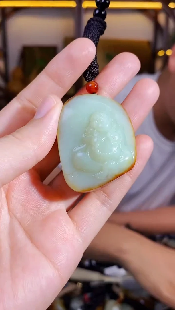 和田玉未镶嵌颈饰1