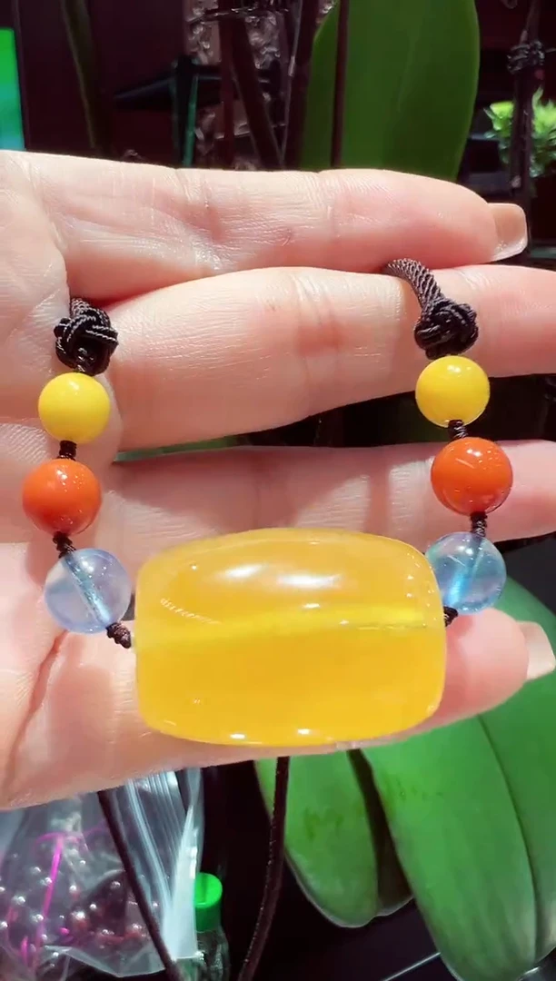 蜜蜡吊坠(不含链)未镶嵌蜜蜡吊坠
