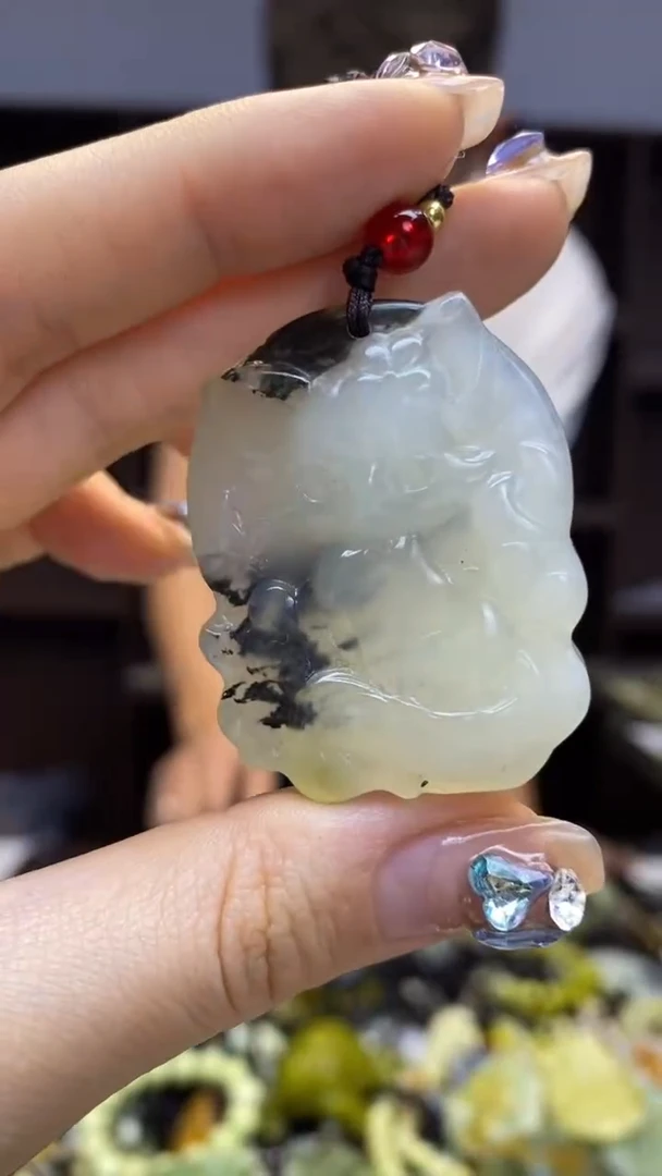 未镶嵌岫玉挂件