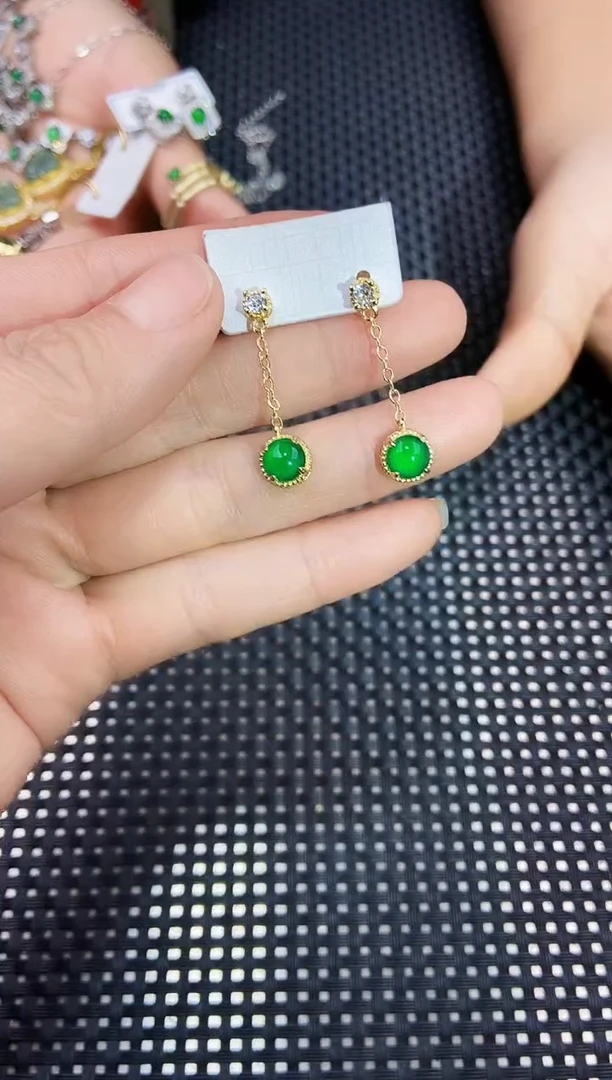 【闪购商品】翡翠耳饰未镶嵌11111111111