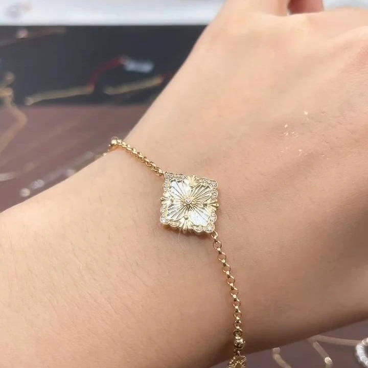 【举石臻选】TA0915-1204-100贝壳手链18k(一件）H
