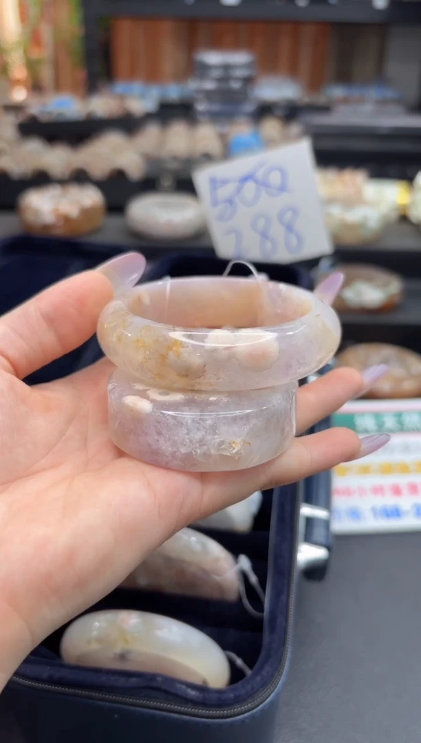 未镶嵌手镯石英质玉C470(56圈赠送镯心)