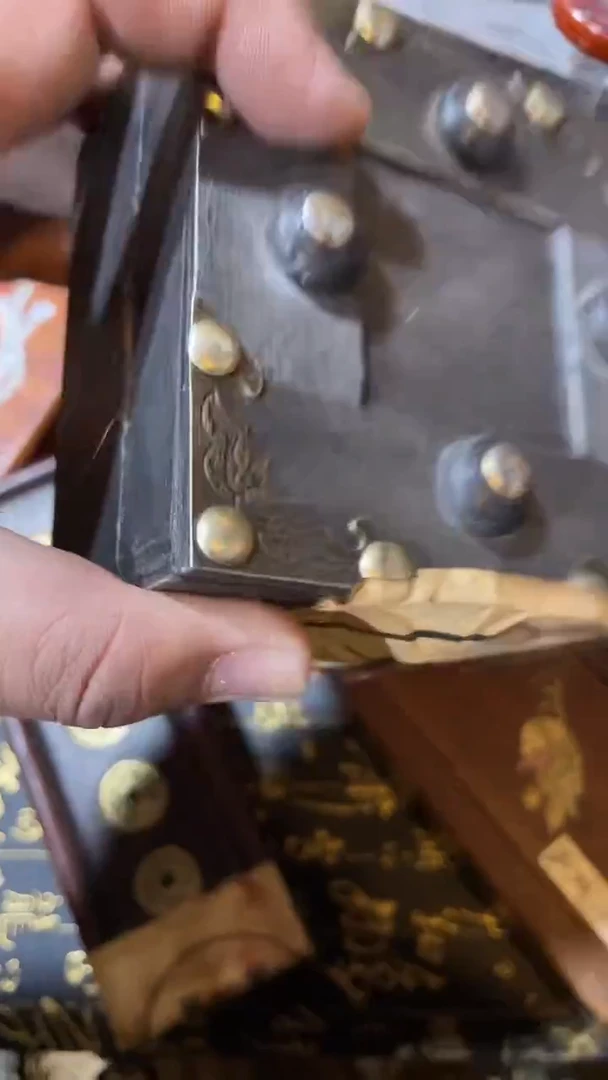 香榧木闪购链接木木木（盛颜甄选) 黑钉盒封