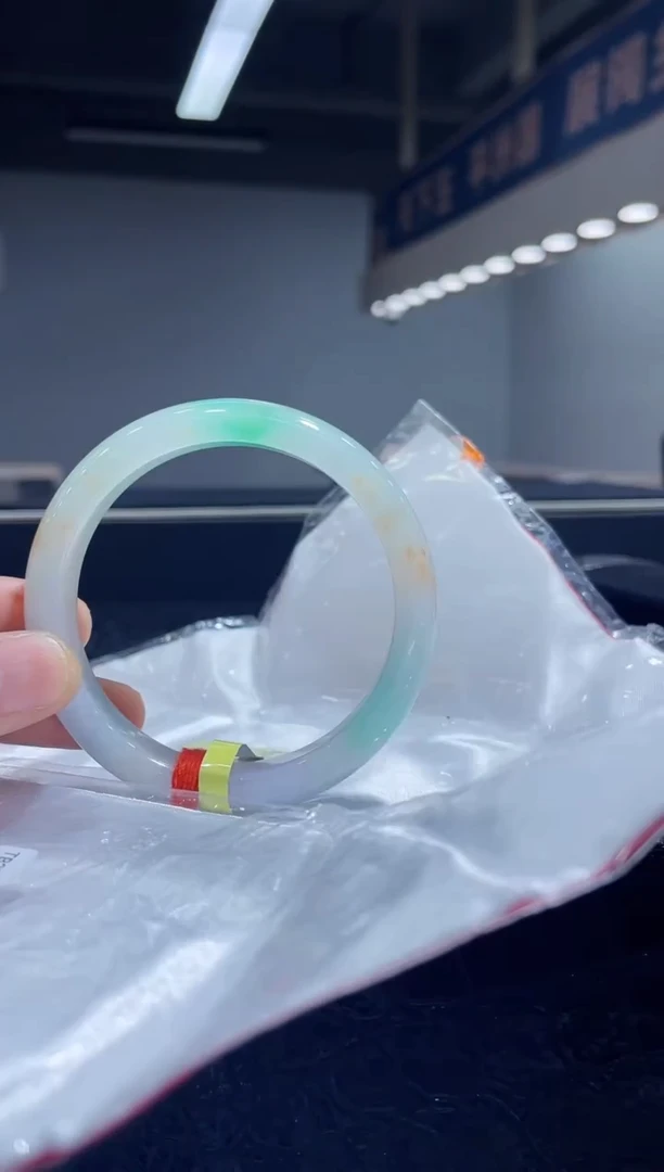 未镶嵌手镯翡翠8