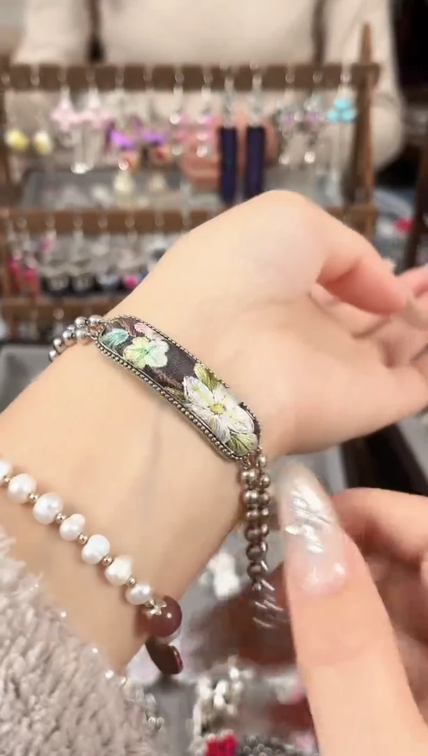 织绣 民族风非遗老绣饰品236