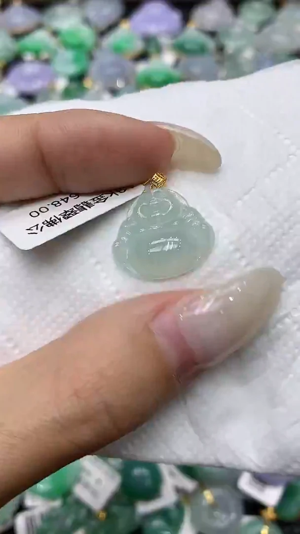 颈饰18K金镶嵌翡翠11111111111