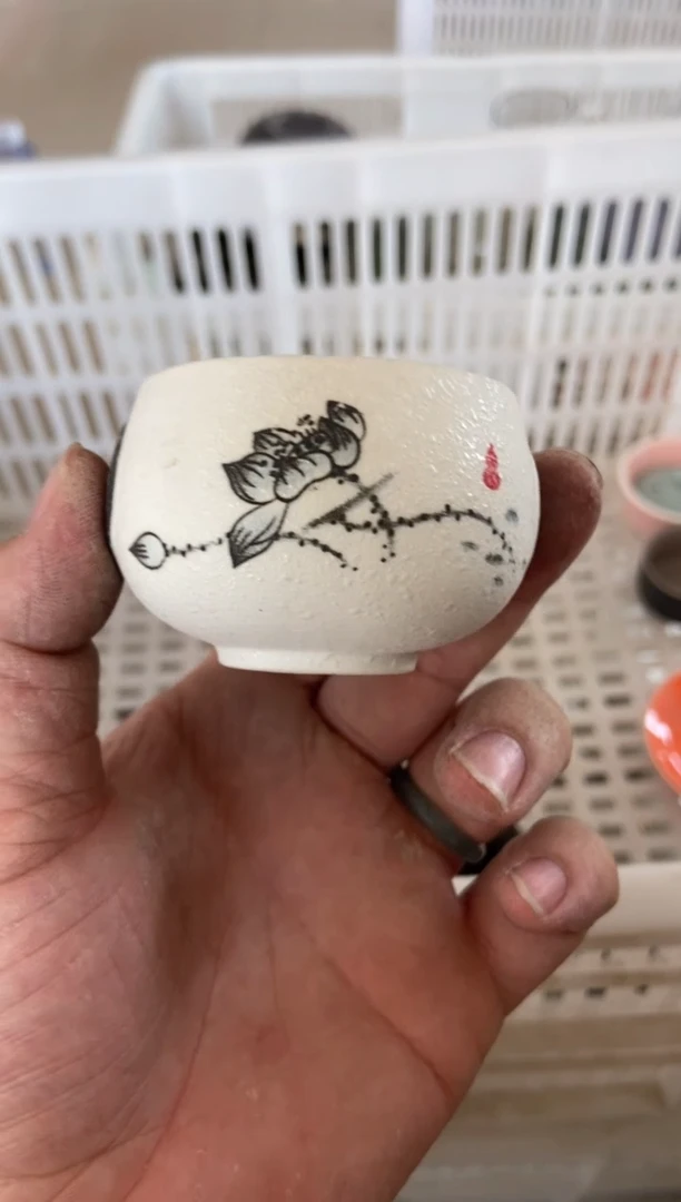 杯无运费险有瑕疵的摄影的产品有使用过的痕迹有点脏介意勿拍