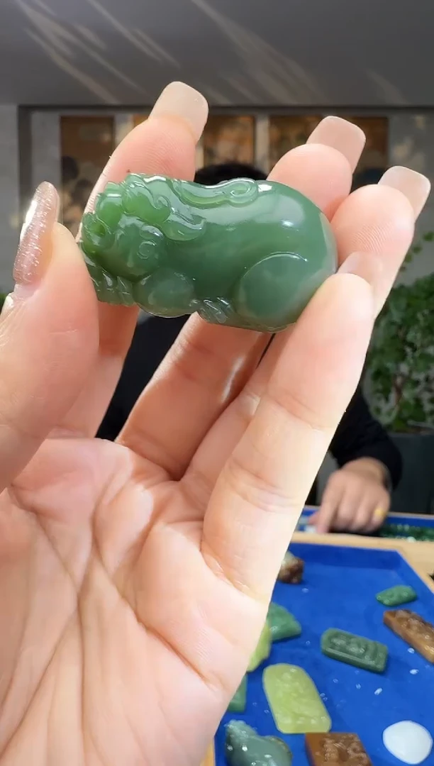 颈饰未镶嵌和田玉拍一发一