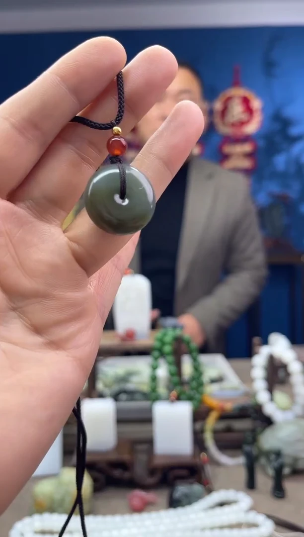 【闪购商品】和田玉颈饰未镶嵌1