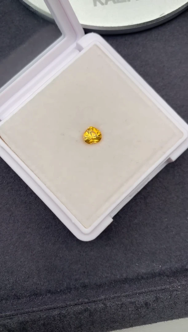 裸石彩色蓝宝石1.1ct 黄蓝宝 定制 FH