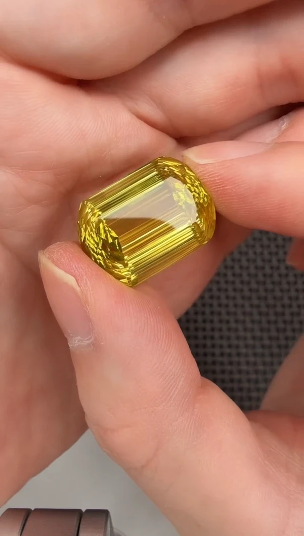 【闪购商品】水晶祖未镶嵌20ct-B012315